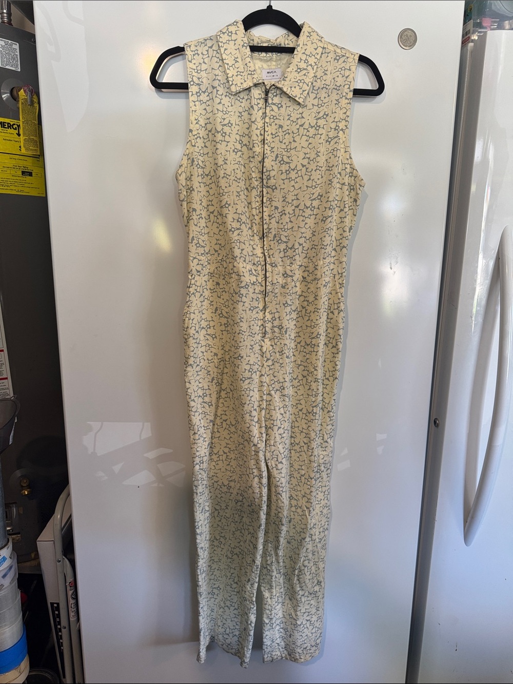 RVCA Cream Sleeveless Floral Zip-Front Jumpsuit